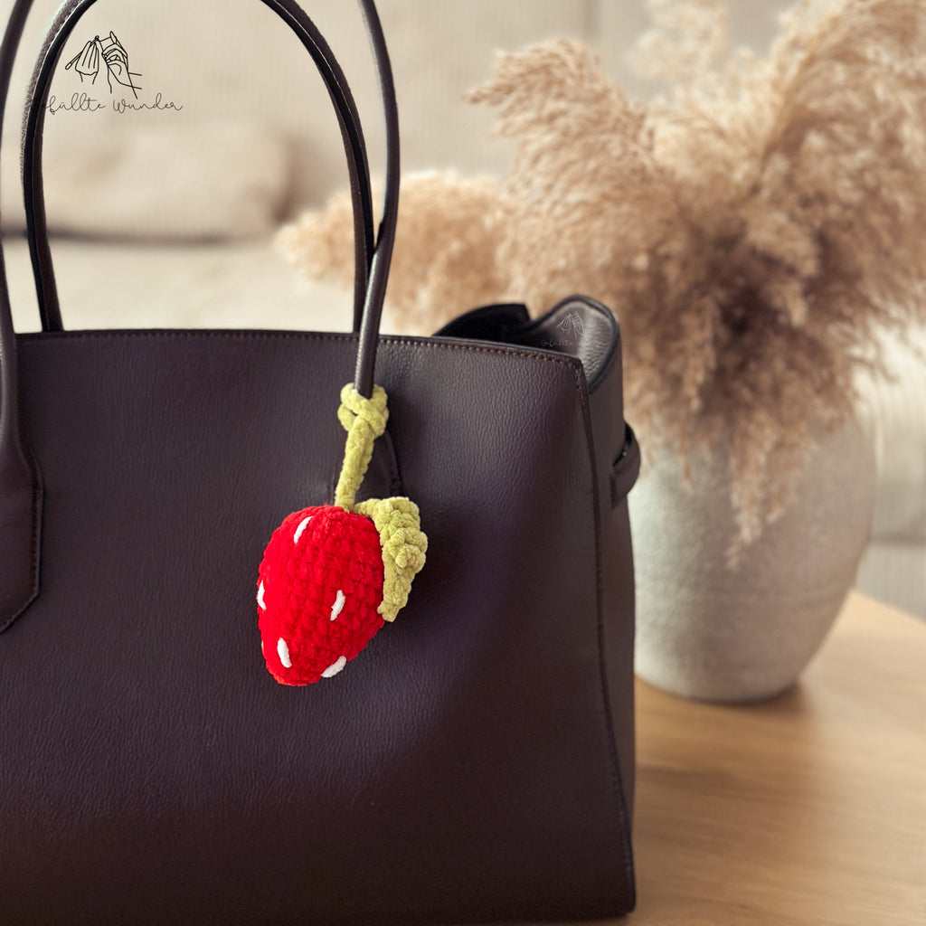 Erdbeeren Taschenanhänger